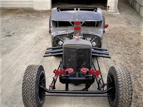 Hollywood Hot Rods wanted European sports car flavor for this 1932 Ford roadster, and chose 16-inch, 60-spoke stainless wire wheels with spline-drive knockoffs from Motor Wheel Services. . El cheapo rat rod front suspension ideas